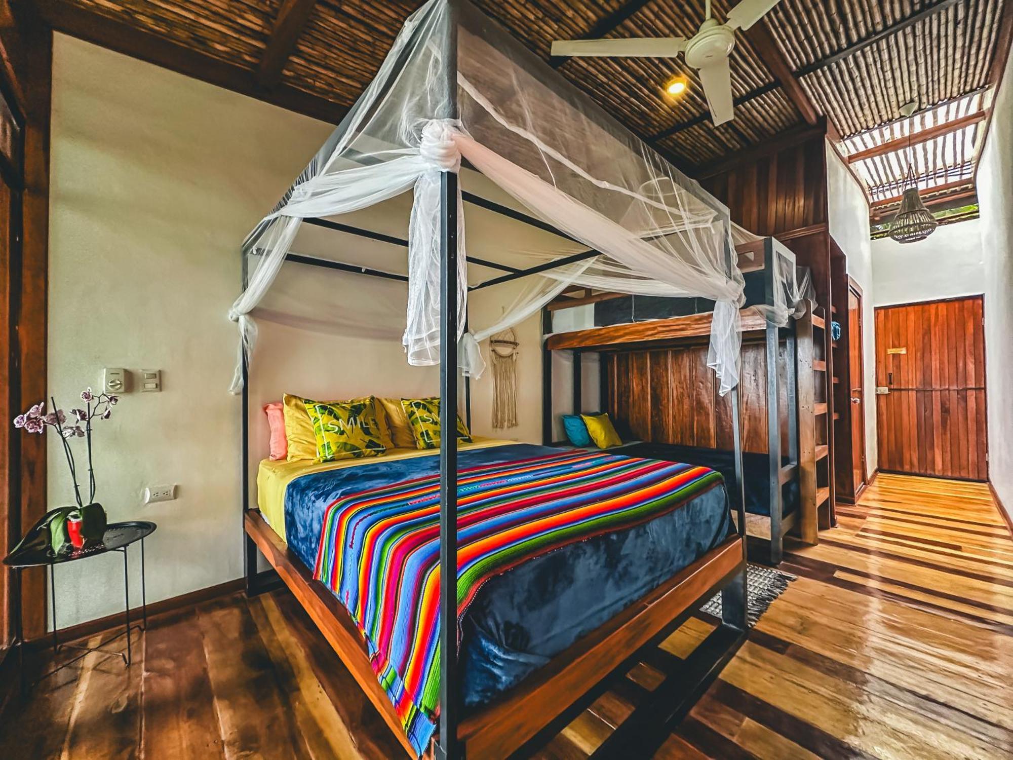 Selva Madre Eco-Sanctuary Aparthotel Cahuita Exterior photo